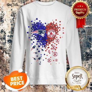 Nice Love New England Patriots Boston Red Sox Logo Tiny Hearts Shape Sweatshirt