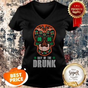 Nice St. Patrick’s Day Sugar Skull Day Of The Drunk Irish V-neck