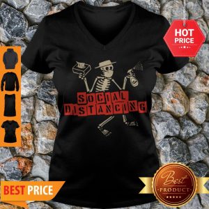 Nice Skeleton Social Distancing Coronavirus V-neck