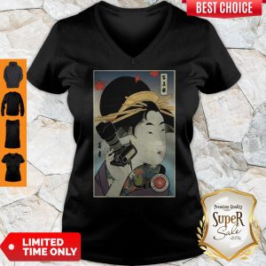 Good Samurai Women Photographer V-neck