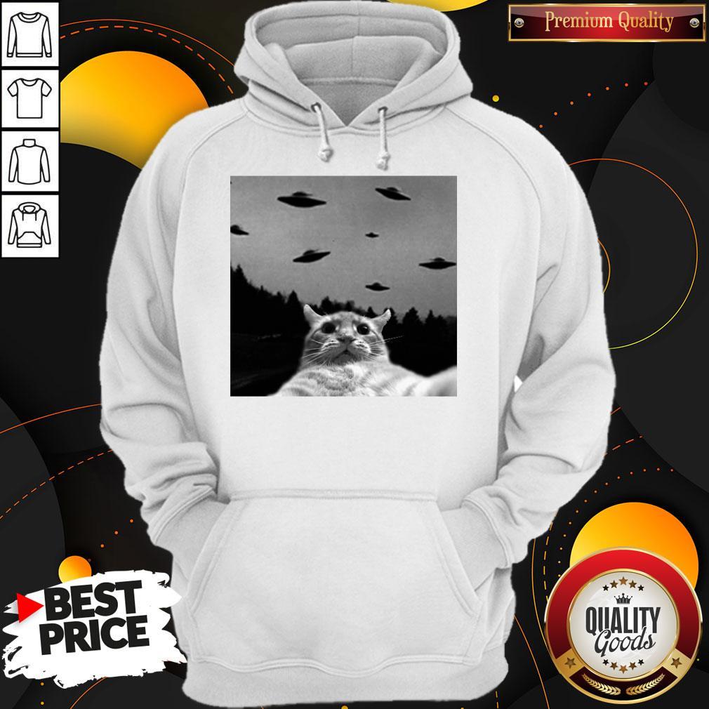 Pretty Cat Selfie Ufos Shirt