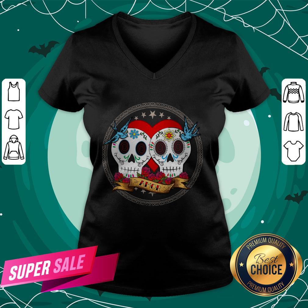Amor Sugar Skull Couple Dia De Muertos Shirt Amor Sugar Skull Couple Dia De Muertos V-neck