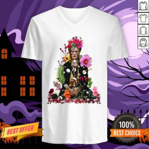I Am My Own Muse I Am The Subject I Know Best The Subject I Want To Better Day Dead V-neck