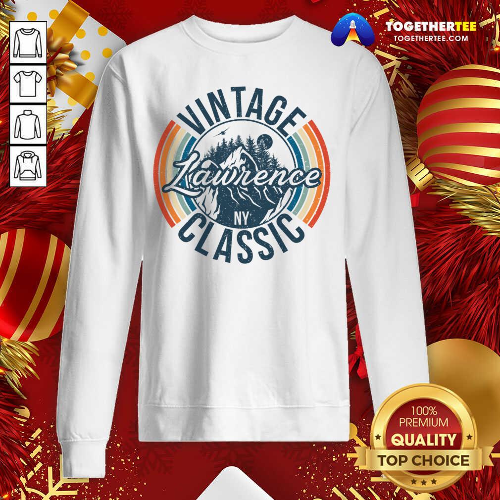 I Love Lawrence New York Retro Vintage Classic Sweatshirt - Design By Togethertee.com I Love Lawrence New York Retro Vintage Classic Sweatshirt - Design By Togethertee.com