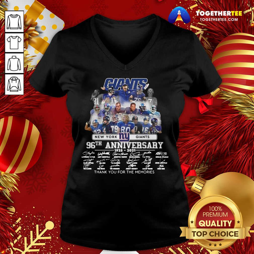 New York Giant 96th Anniversary 1925 2021 Thank You For The Memories Signatures V-neck - Design By Togethertee.com New York Giant 96th Anniversary 1925 2021 Thank You For The Memories Signatures V-neck - Design By Togethertee.com