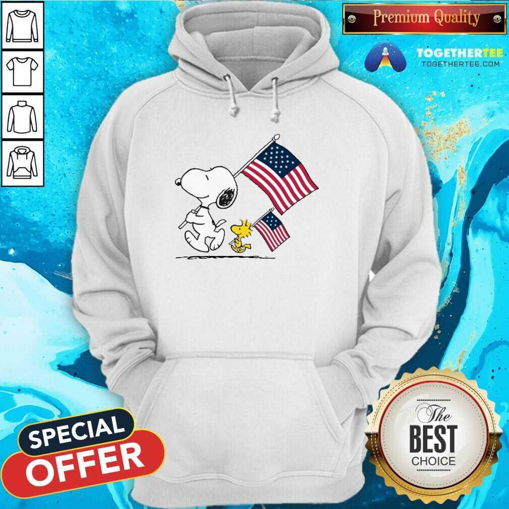 Snoopy And Woodstock Holding American Flag 4th Of July Hoodie - Design By Togethertee.com Snoopy And Woodstock Holding American Flag 4th Of July Hoodie - Design By Togethertee.com