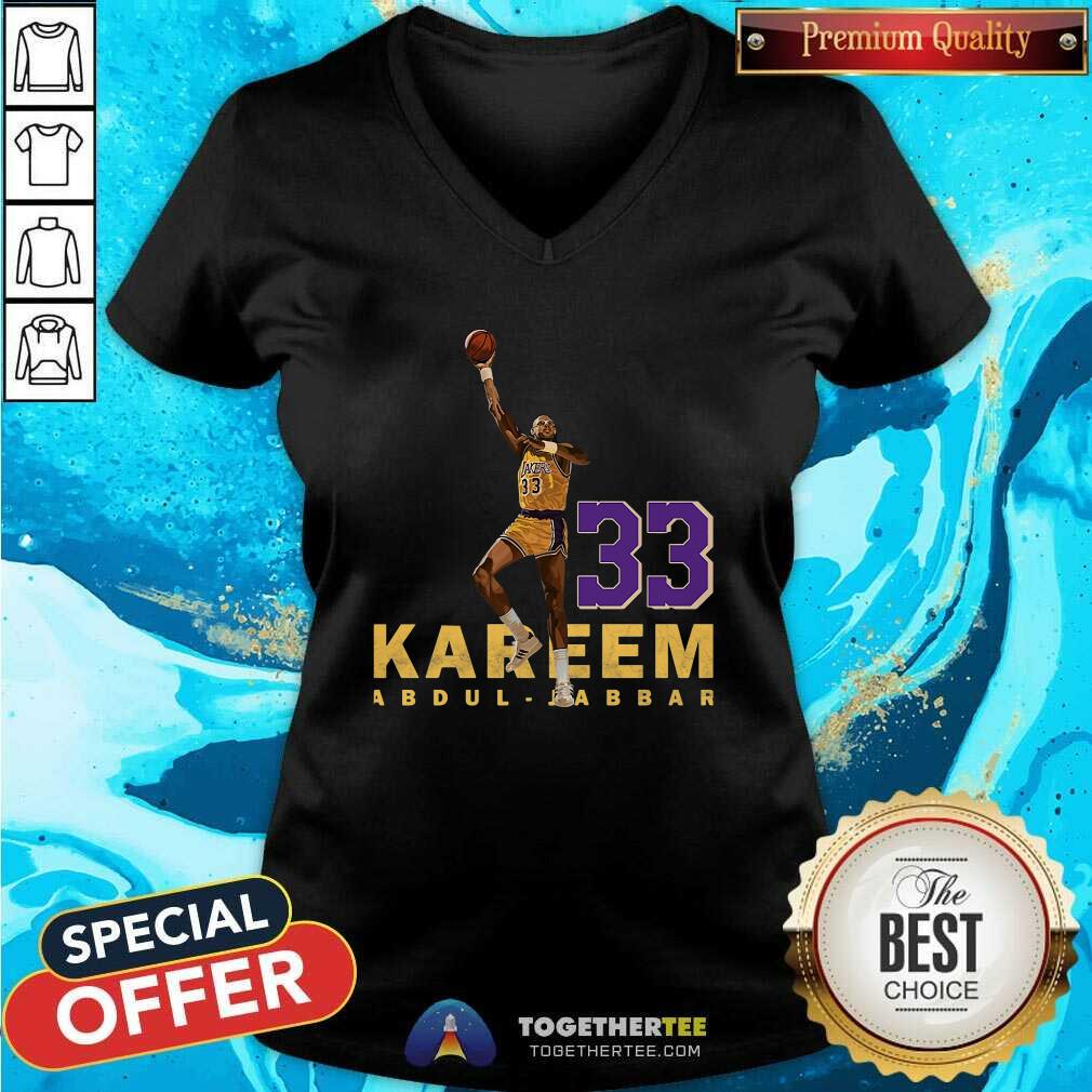 Kareem Abdul Jabbar 33 Los Angeles 1984-1985 V-neck Kareem Abdul Jabbar 33 Los Angeles 1984-1985 V-neck - Design By Togethertees.com