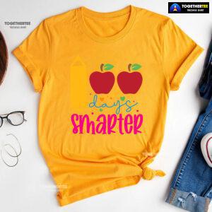 100 Days Smarter Apple Crayon Teacher Student Back To School T-Shirt
