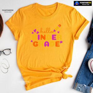 Hello Kinder Grade Kindergarten Student Crayon Purple Heart Back To School T-Shirt