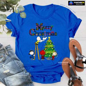 Merry Christmas Snoopy Charlie Brown Lucy van Pelt Linus van Pelt T-Shirt