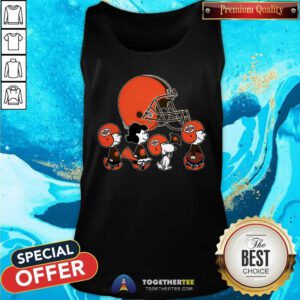 The Peanuts Snoopy And Friends Cheer For The Cleveland Browns NFL Tank-top