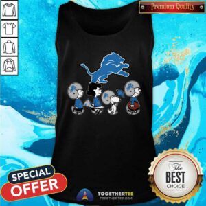 The Peanuts Snoopy And Friends Cheer For The Detroit Lions NFL Tank-top