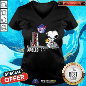 Great Snoopy NASA Apollo 11 V-neck