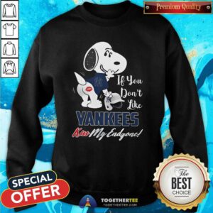 Great Snoopy New York Yankees For MLB Fans Sweatshirt