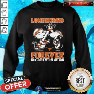 Nice Peanuts Snoopy And Charlie Brown Texas Longhorn When We Win Sweatshirt
