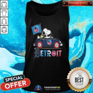 Nice Snoopy And Woodstock Driving Car Detroit Sports Teams Flag Tank-top