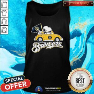 Premium Snoopy Drives Car With Milwaukee Brewers Flag Tank-top