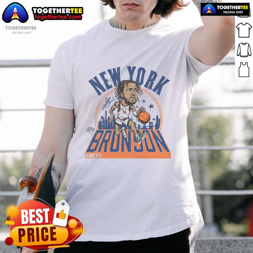 Official Knicks Jalen Brunson Signature T-Shirt featuring team colors and logo, perfect for fans and collectors.