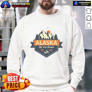 Premium Last Frontier Retro Alaska 1959 Sweatshirt featuring vintage design and cozy fit, perfect for cold weather.