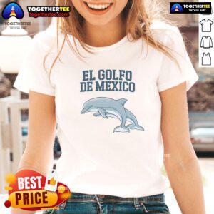 Stylish ladies tee featuring a top dolphin design inspired by El Golfo de Mexico, perfect for Gulf of Mexico enthusiasts.
