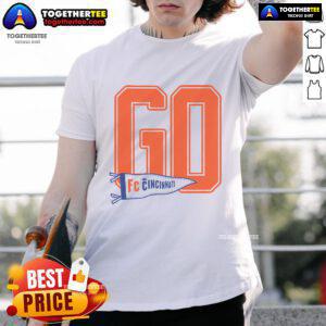 Top Go FC Cincinnati T-Shirt featuring vibrant team colors and logo, perfect for fans and game day attire.