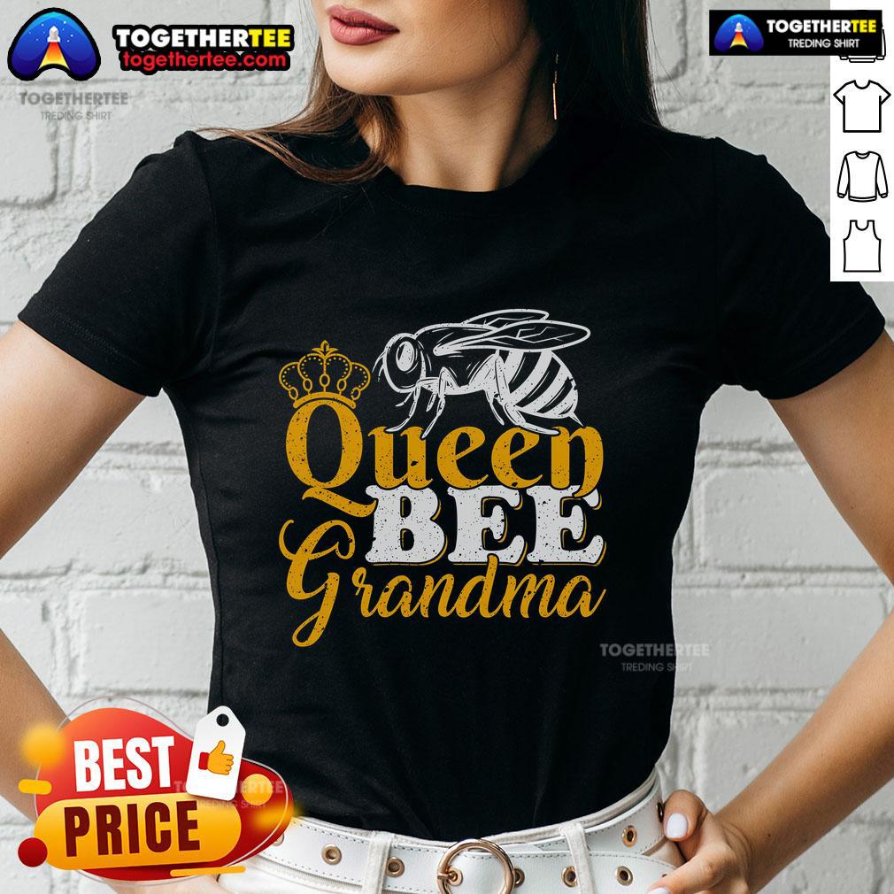 Top Queen Bee Beekeeper tee for honey bee lovers, featuring a stylish design perfect for grandmas and ladies.