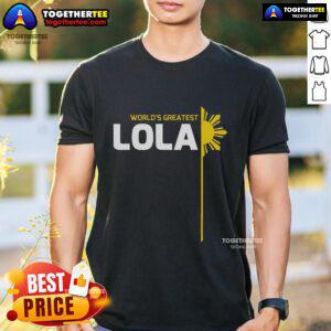 Top World's Greatest Lola Filipino Grandma T-Shirt celebrating Philippine heritage with vibrant design and cultural pride.