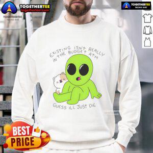 Cozy 'Good Alien and Cat' sweatshirt featuring a playful design, perfect for casual wear and alien enthusiasts.