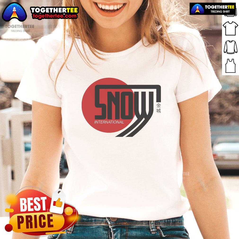 Official Snow International Delta Magna Ladies Tee in stylish design, perfect for winter fashion and outdoor activities.