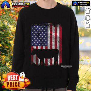 Vintage farm animal sweatshirt featuring a top American flag cow design, perfect for patriotic farmers.