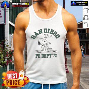 Alt Text: Nice Champion X Peanut 50s model tank top featuring a retro design, perfect for casual summer outfits.