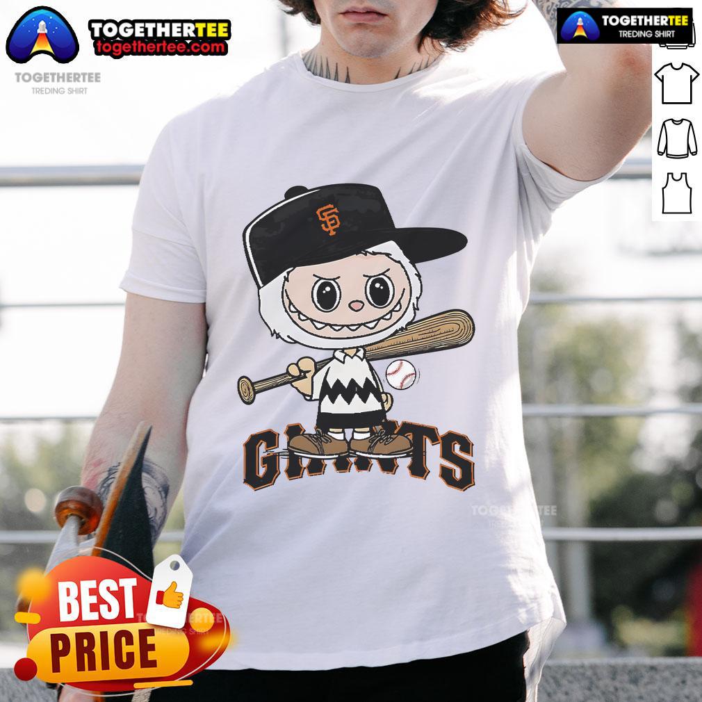 Nice Labubu Charlie Brown San Francisco Giants T-Shirt featuring iconic Peanuts character in vibrant team colors.