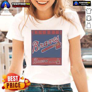 Vintage 1997 Atlanta Braves ladies tee featuring Nice Pro Player logo, perfect for baseball fans and collectors.
