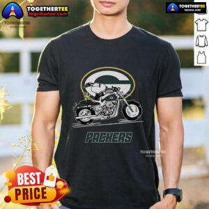 Original Snoopy and Woodstock driving a motorbike on a Green Bay Packers T-shirt, perfect for fans of both.