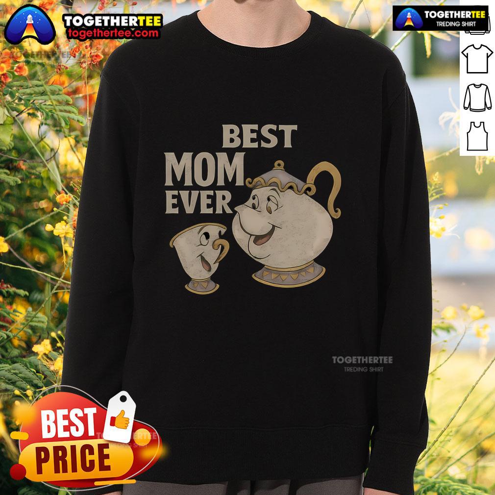 Cozy 'Top Best Mom Ever' sweatshirt in soft fabric, perfect gift for moms who love comfort and style.