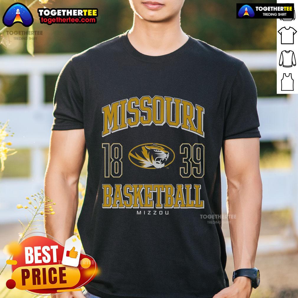 Top Missouri Tigers basketball T-shirt featuring team logo and vibrant colors, perfect for fans and supporters.