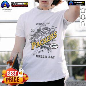 Original Green Bay Packers T-Shirt featuring NFL logo, established 1919, perfect for fans of the iconic football team.