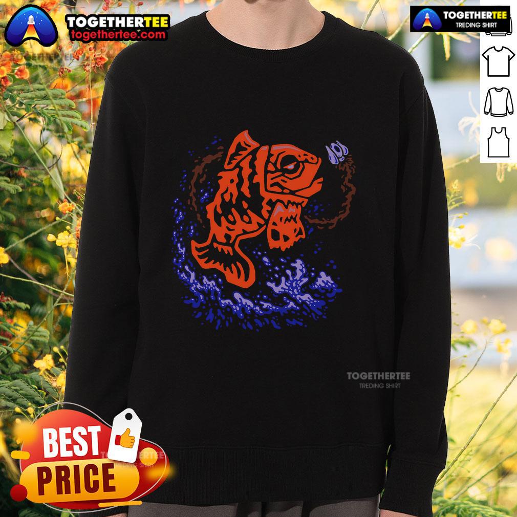 Top Fish Fear Me Sweatshirt featuring a bold graphic design of a fish, perfect for fishing enthusiasts and casual wear.