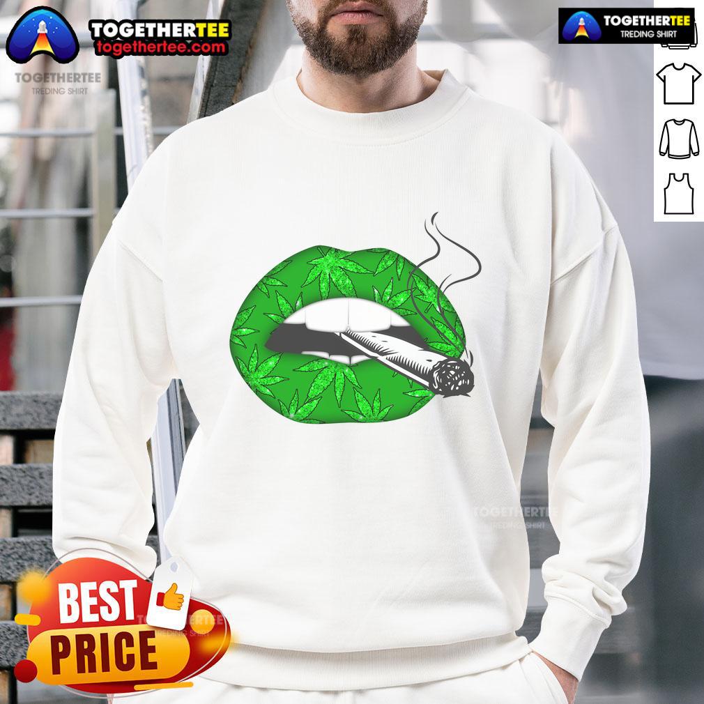 Official Lip Cannabis Leaf Sweatshirt featuring a stylish cannabis leaf design for comfort and fashion.