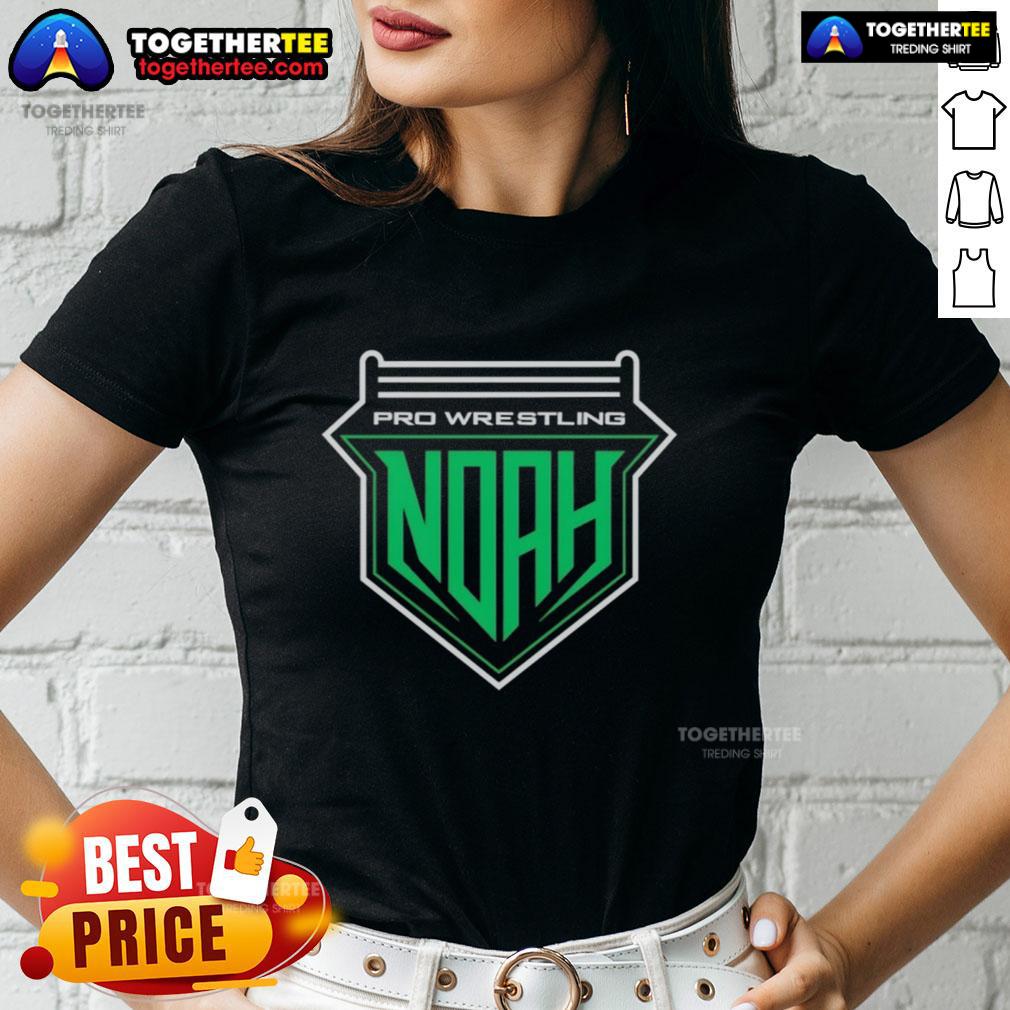 Original Pro Wrestling Noah logo on a stylish ladies' tee, perfect for wrestling fans and fashion lovers.