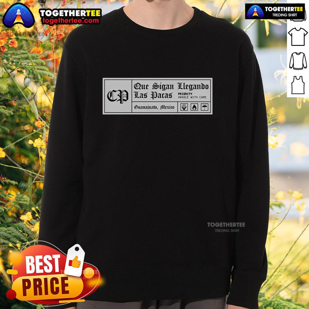 Cozy Original Que Sigan Llegando Las Pacas sweatshirt in vibrant colors, perfect for casual wear and stylish comfort.