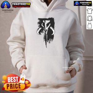 Premium Grunge Mandalorian Mythosaur Skull Symbol Hoodie in black, featuring a bold graphic design and stylish fit.