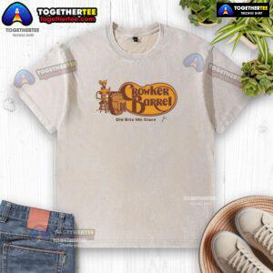 Top Crowker Barrel The Old Bite Me Store washed t-shirt featuring a trendy design for casual wear.