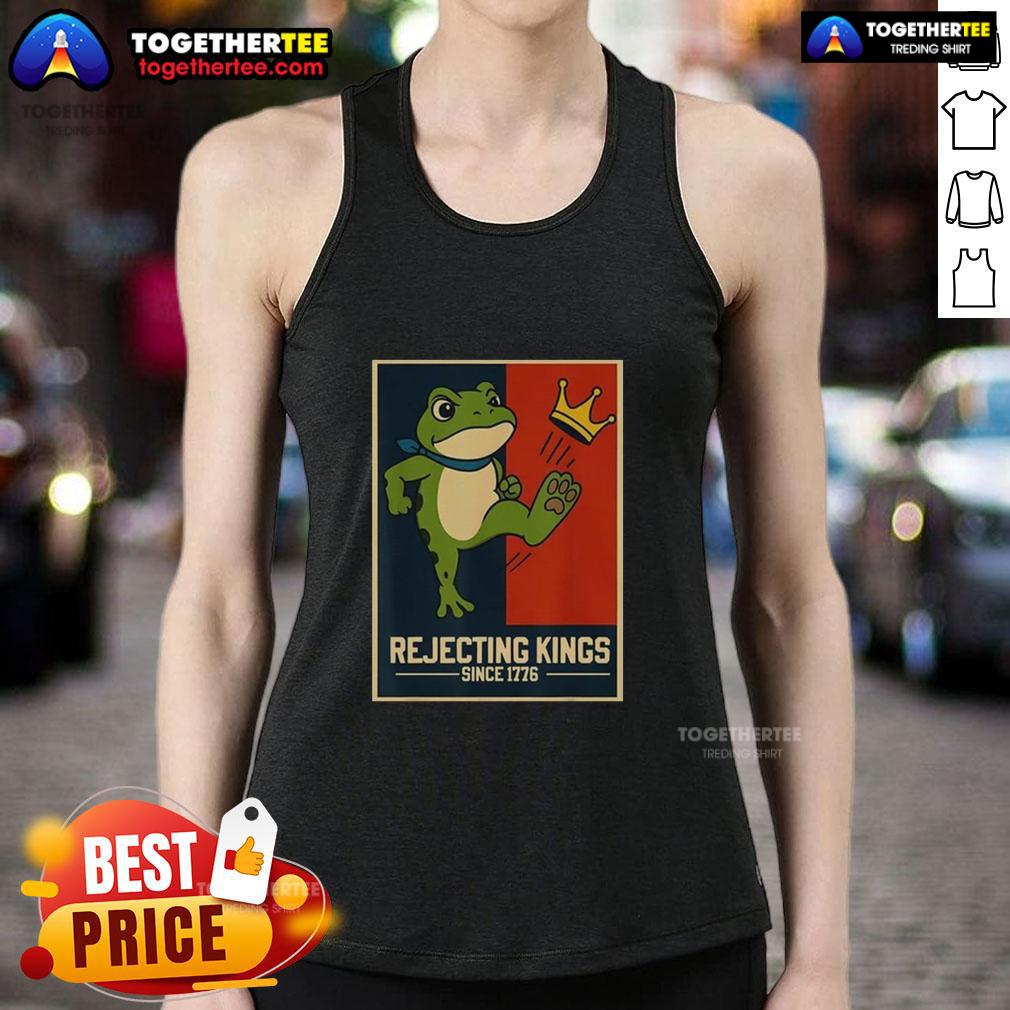 Original Rejecting Kings Since 1776 Portland Frog Tank Top featuring a vibrant frog design, perfect for casual wear.