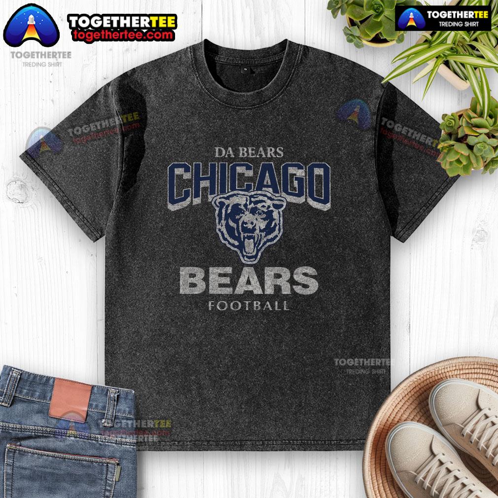 Alt Text: Awesome Chicago Bears historic head-on washed t-shirt featuring the iconic team logo in vibrant colors.