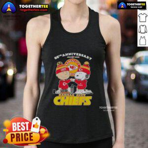 Official Charlie Brown Touch Hand Snoopy X Kansas City Chiefs Skyline Tank Top for the 66th Anniversary 1960-2026.