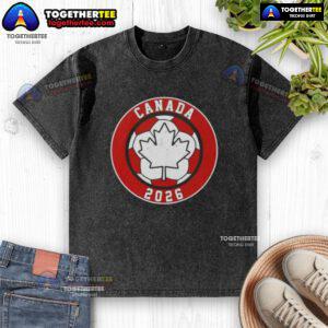 Top Canada 2026 vintage soccer emblem washed t-shirt featuring a classic design and comfortable fit for fans.