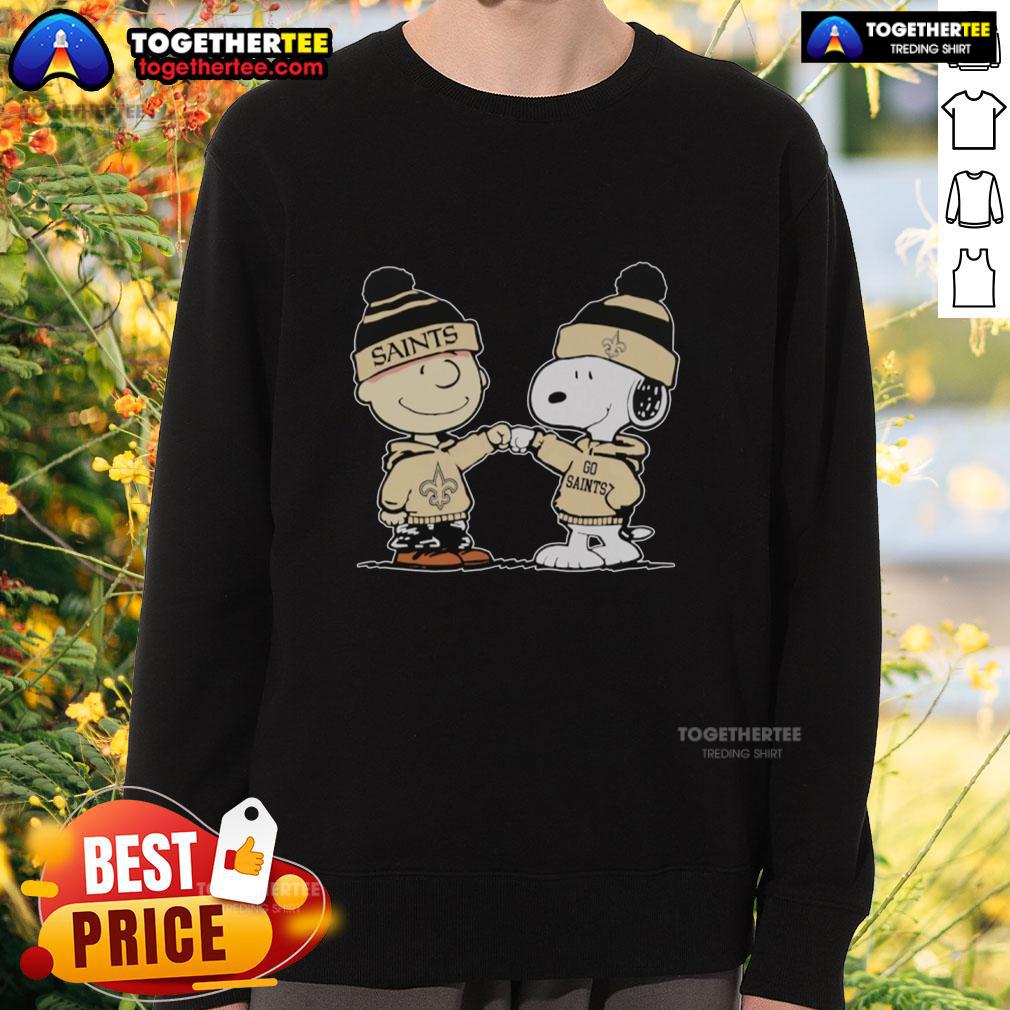 Alt Text: Top New Orleans Saints Snoopy and Charlie Brown Best Friends Sweatshirt featuring playful cartoon design.