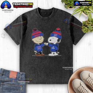 Alt Text: Top New York Giants Snoopy and Charlie Brown Best Friends washed t-shirt featuring iconic cartoon characters.