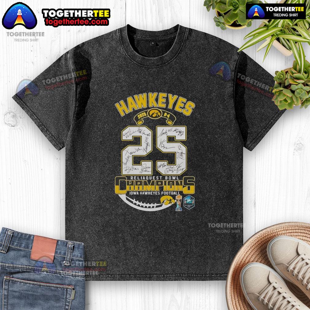Top Iowa Hawkeyes Reliaquest Bowl Champions 2025 washed t-shirt featuring team logo and vibrant colors, perfect for fans.